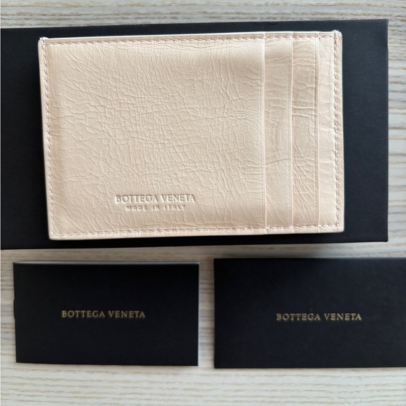 Bottega Veneta Cassette Credit Card - Picture 1 of 6